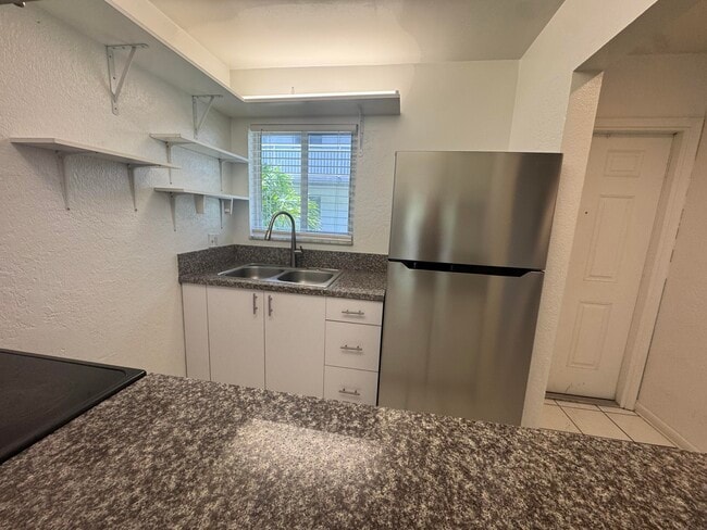 Photo - 1100 S Lake Dr Unit 9