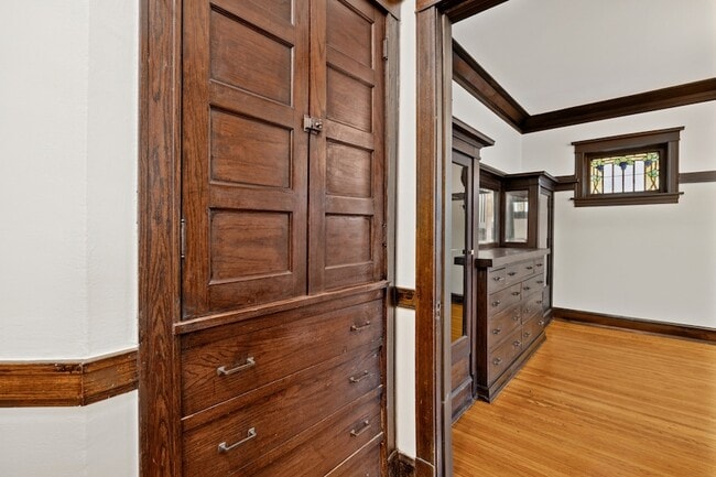 Photo - 5904 W Midway Park Unit 1