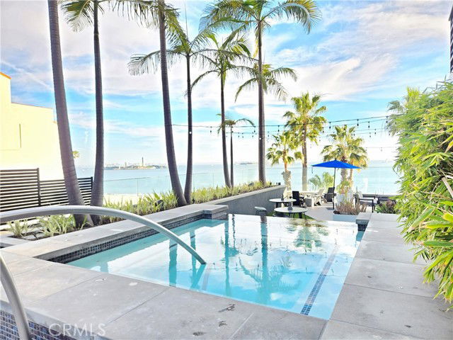 Photo - 25 S 15th Pl