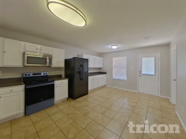 Photo - 2983 Celian Dr