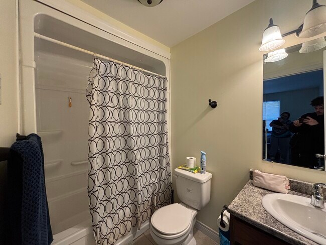 Photo - 2 Bedroom Apartment for Rent Unité 1