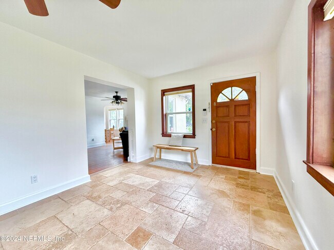 Photo - 3756 Anderson St