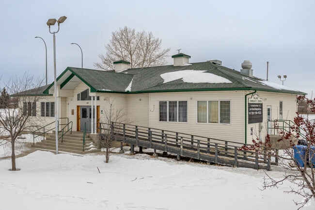 Parkland Village Community Centre - Parkland Village