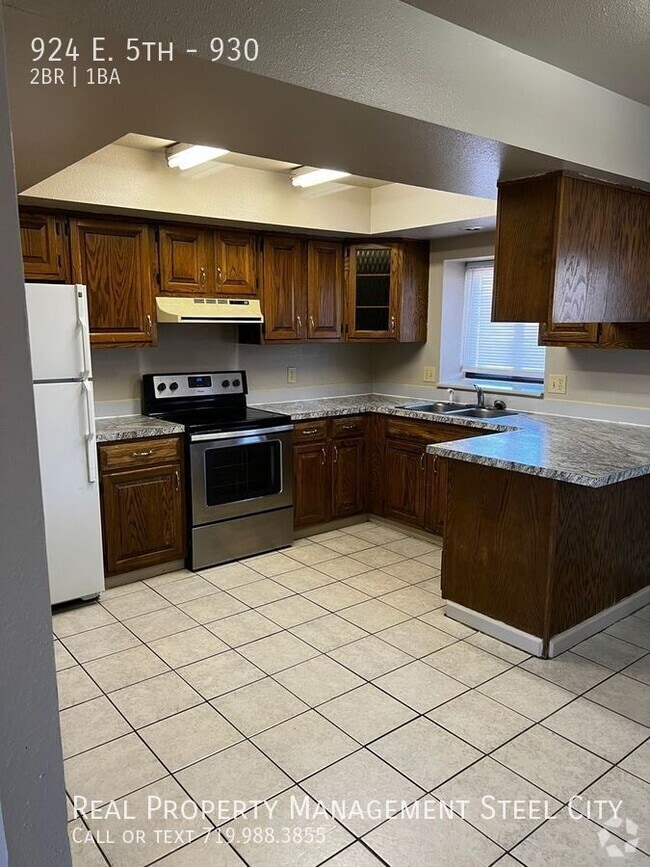 Building Photo - 924 E. 5th-930 Unit 930 Rental