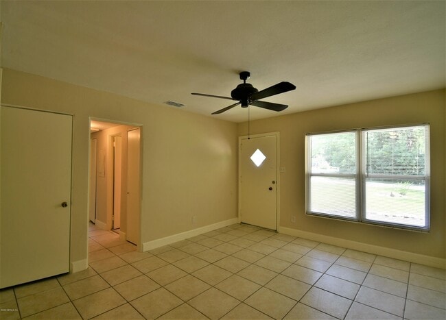 Photo - 1498 Stimson St