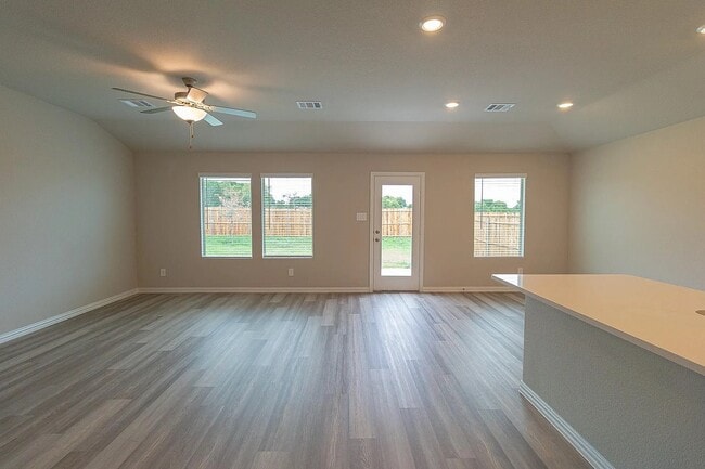 Photo - 2209 Dunbar Dr