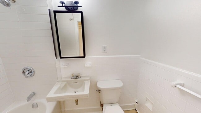 Photo - 362 McArthur & 388-390 Irwin Miller