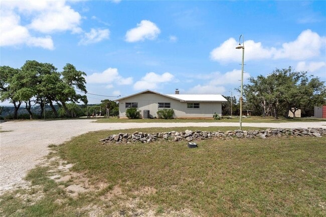 Photo - 2351 Skyline Dr