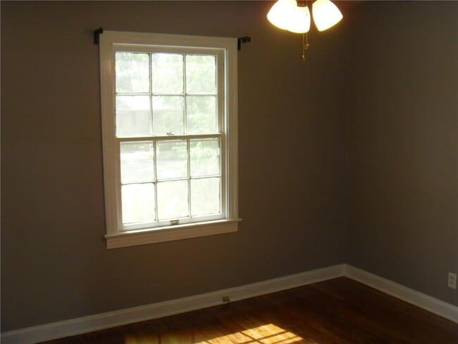 Photo - 5506 Avenue G