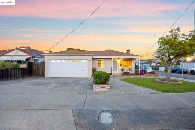 Building Photo - 20674 Forest Ave