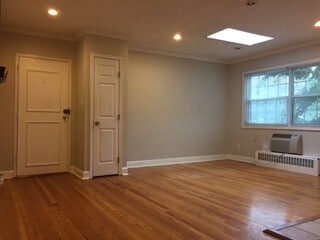 Photo - 7219 Flower Ave