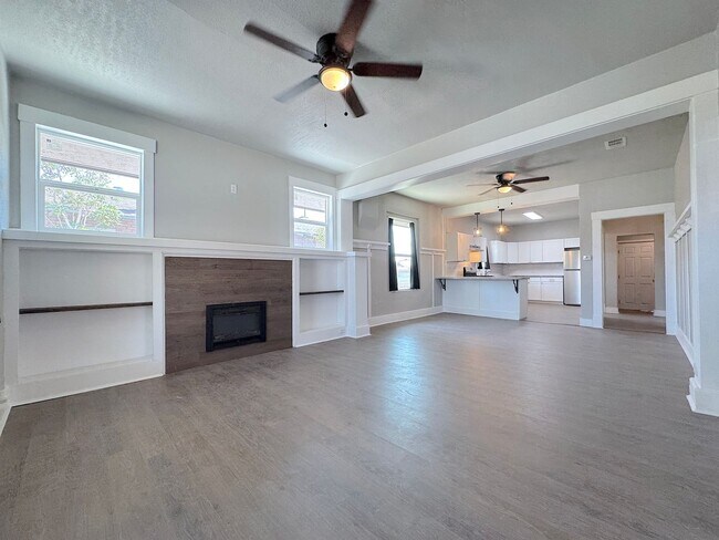Photo - 3512 Clifton Ave