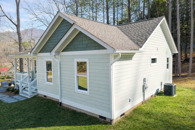 Photo - New Construction - North Asheville - Rental