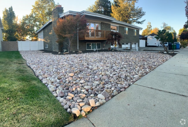 Building Photo - 7986 Erique Way Rental