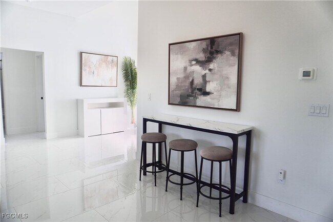 Photo - 2608 25th St W