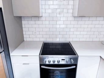 Building Photo - 2070 Rue Chomedey