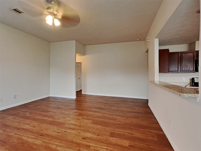 Photo - 3947 Hawthorn Glen Ct