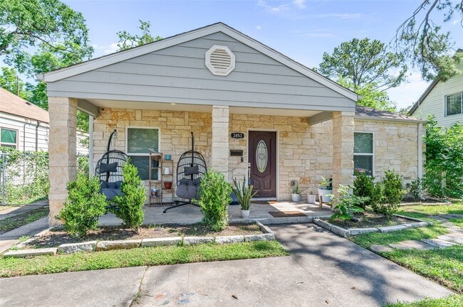 Building Photo - 3853 Rosedale St