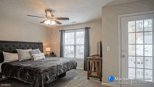 Photo - 2 br, 2.5 bath Townhome - 2652 Dwight Pl