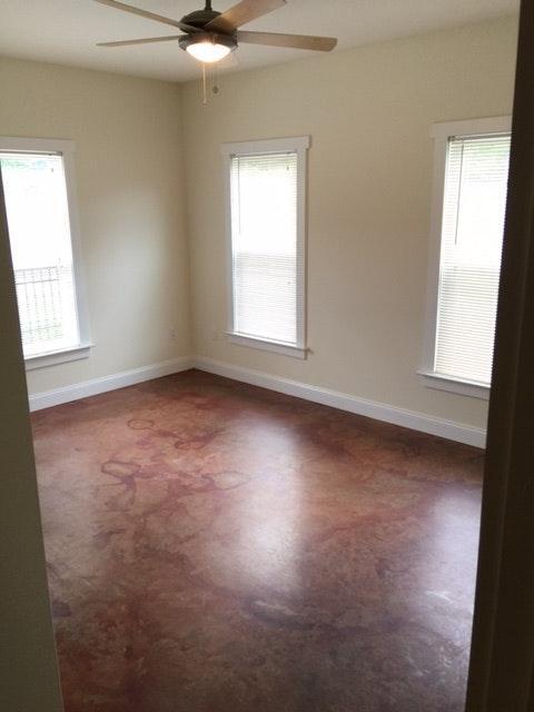 Building Photo - 1214 McDonough St Unit A - Two Bedroom Rental
