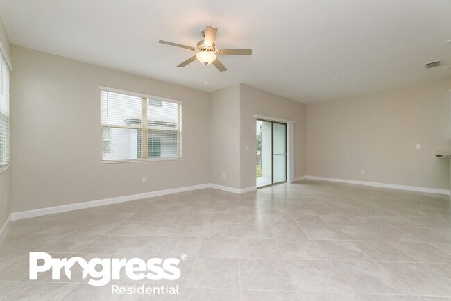 Photo - 2894 Coach Manors Way