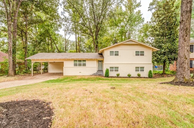 Building Photo - Charming 4-Bedroom, 3-Bath Single-Family H... Rental