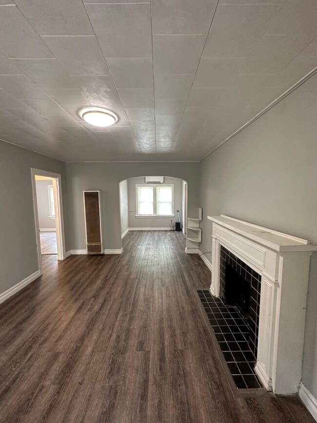 Photo - 308 SW 44th St