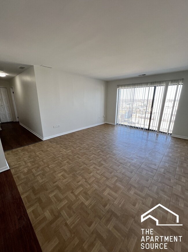 Photo - 2310 N Harlem Ave Unit 705