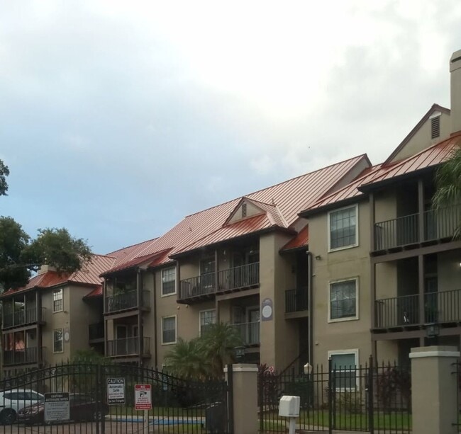 Building Photo - 208 Afton Square