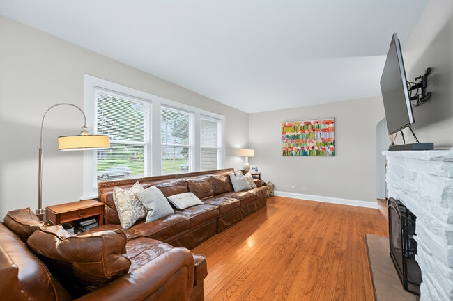 Photo - 402 Turner Ave