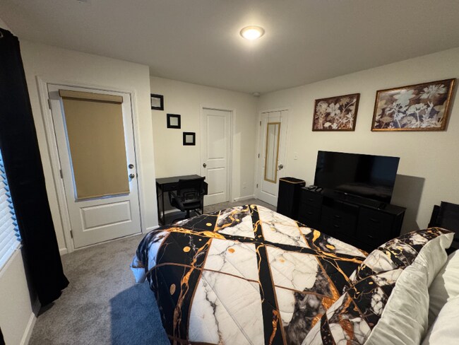 Photo - 533 Gantt St