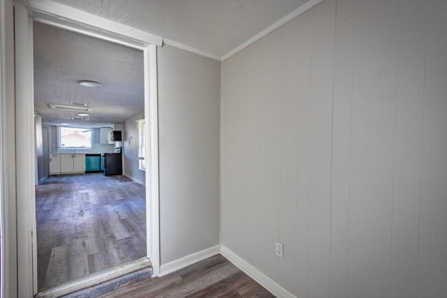 Photo - 541 New Berlin Rd