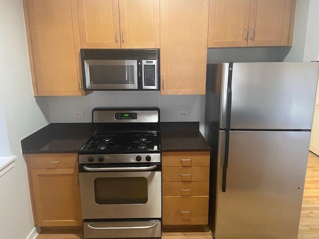 Photo - 1254 S Blue Island Ave Unidad 0101