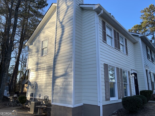 Photo - 130 Springdale Ct