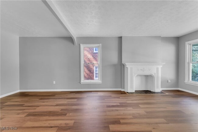 Photo - 20716 Kenyon Dr