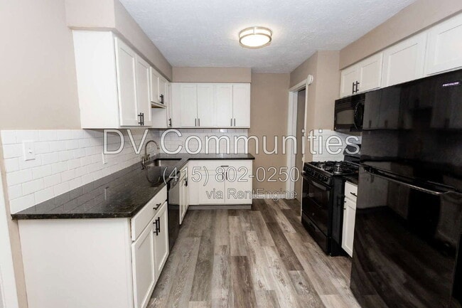 Photo - 16605 Kollin Ave