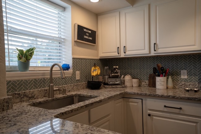 Photo - 541 W Hancock St Unidad 541