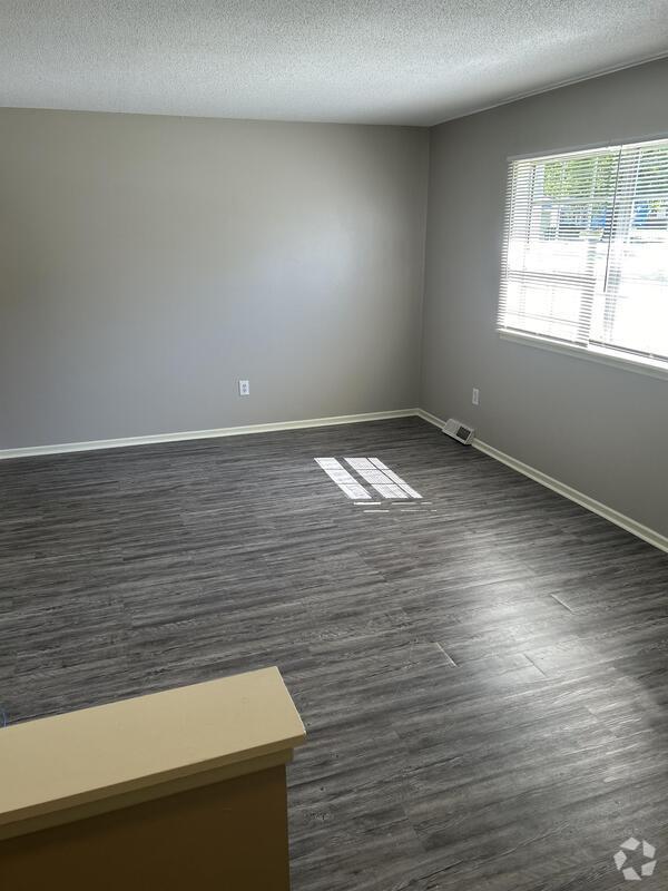 Building Photo - 8404 Sterling Ave Rental