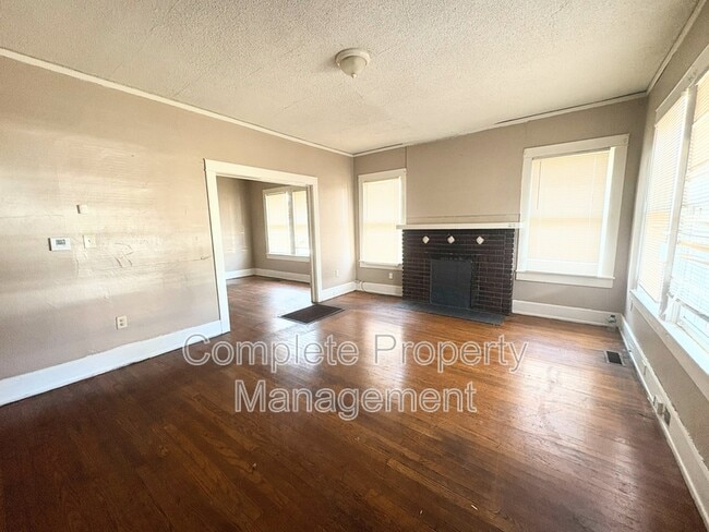 Photo - 1313 4th Terrace W