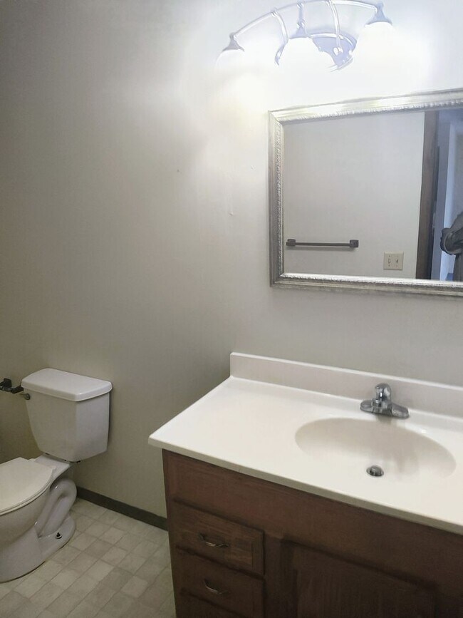 1 bedroom Duplex apartment for rent in Bra... Unit 12 Condo for Rent