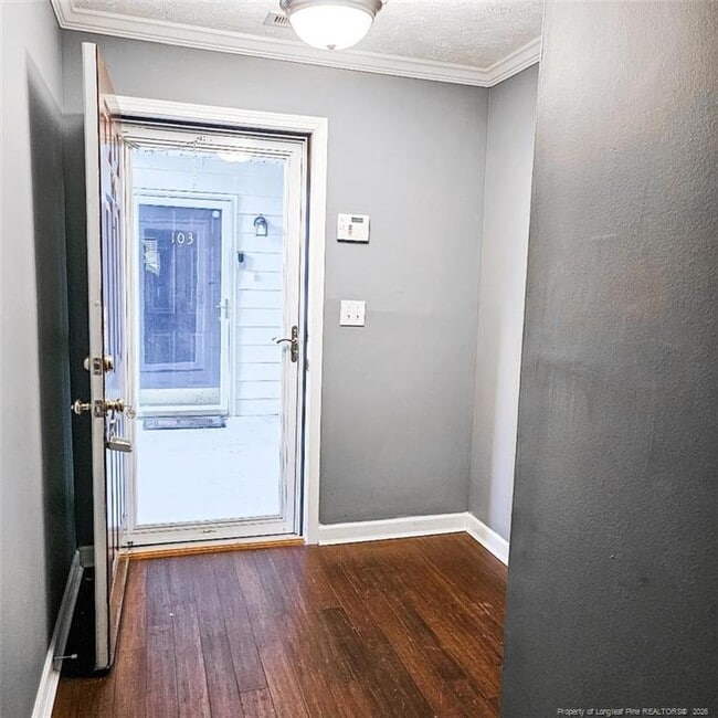 Photo - 1750 Renwick Dr