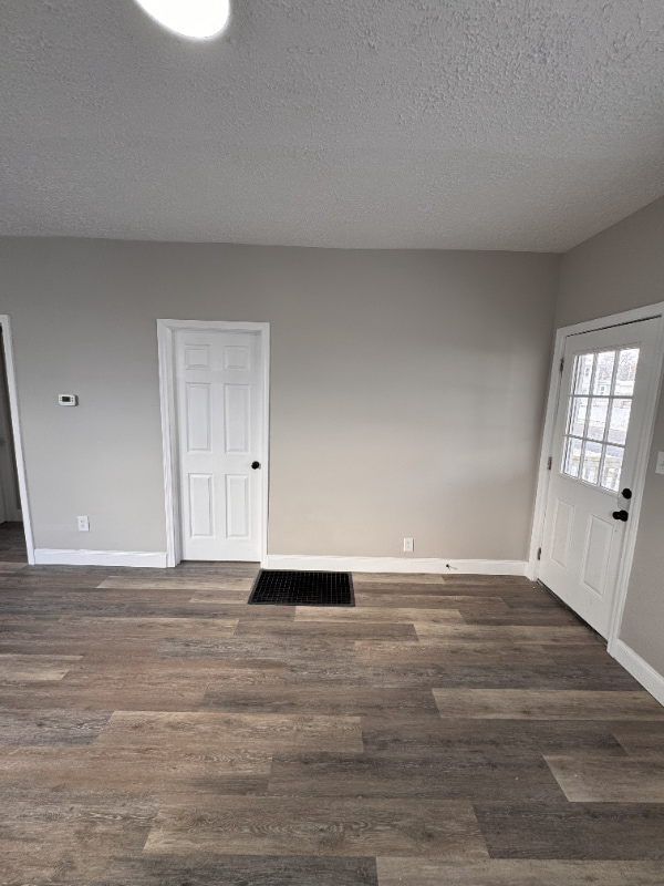 Photo - 615 W Columbus Ave