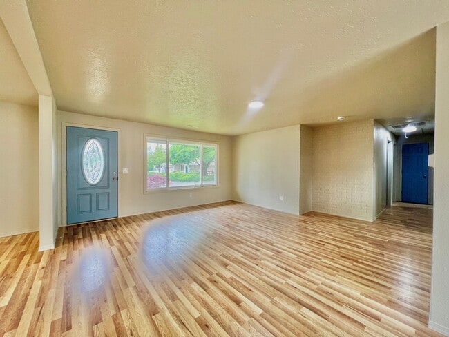 2020 SE 154th Ave