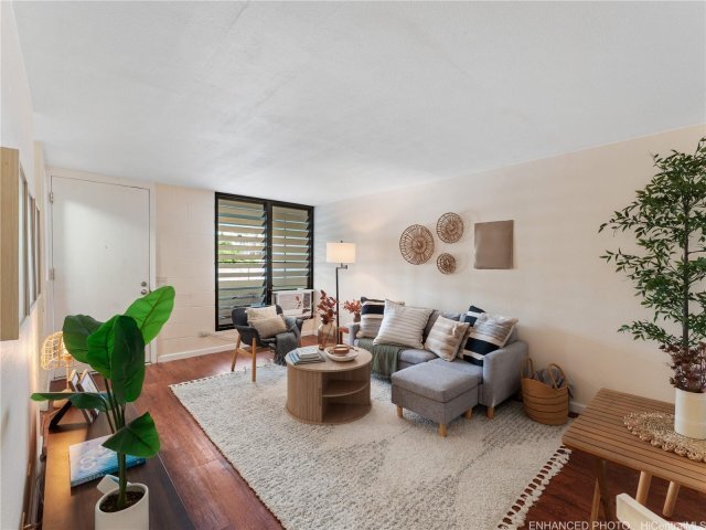 Photo - 1541 Dominis St Unidad 506