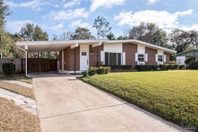 Photo - 3505 Wellington Rd