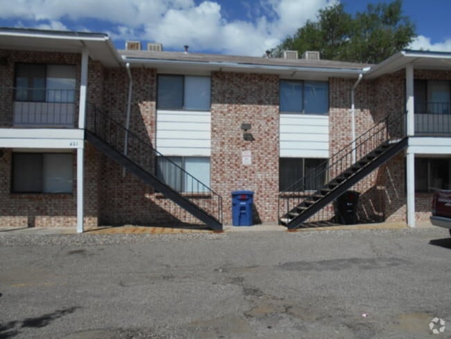 Building Photo - 401 Dunes Ct SE Rental