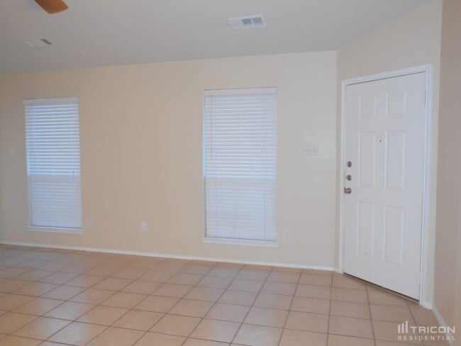 Photo - 6540 Geneva Ln