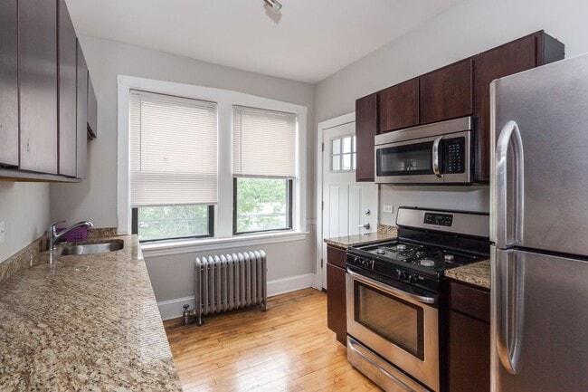 Building Photo - 1836 N Humboldt Blvd Unit 1B