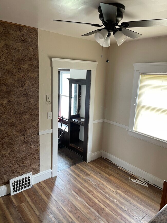 Photo - 1034 E 141st St Unidad 1