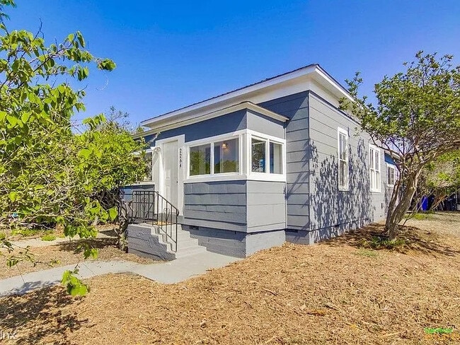 Building Photo - 2264 Imperial Ave